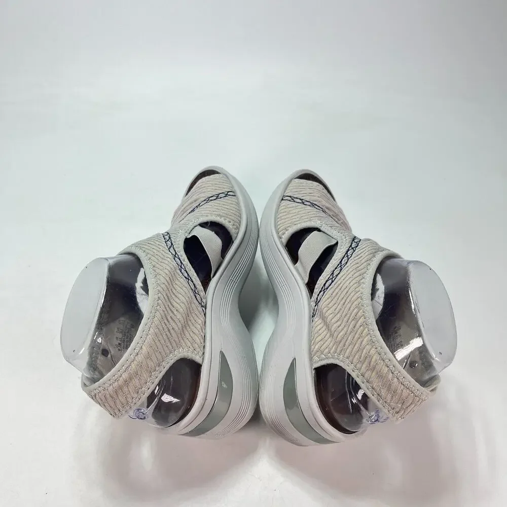 BZees Dream Light Grey Slingback Straps Comfort Wedge Sandals Women's Size 6.5M